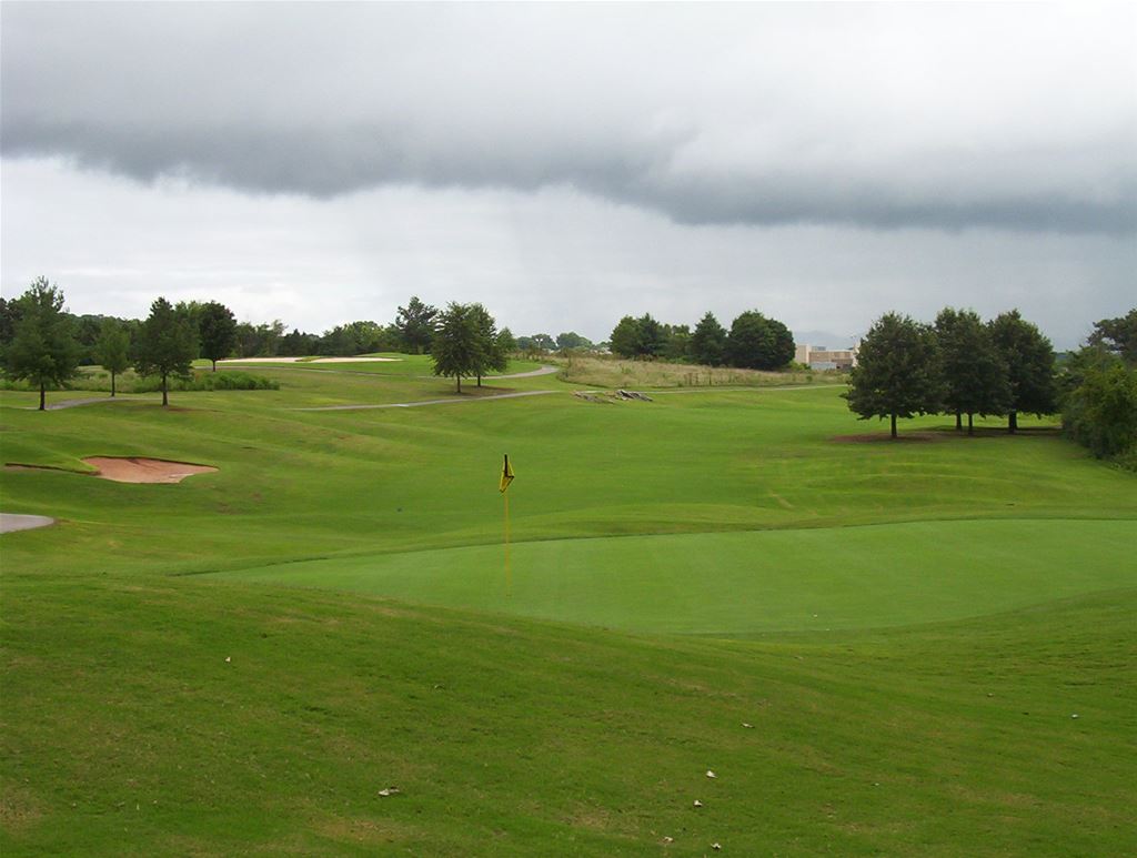 Three Ridges Golf Course